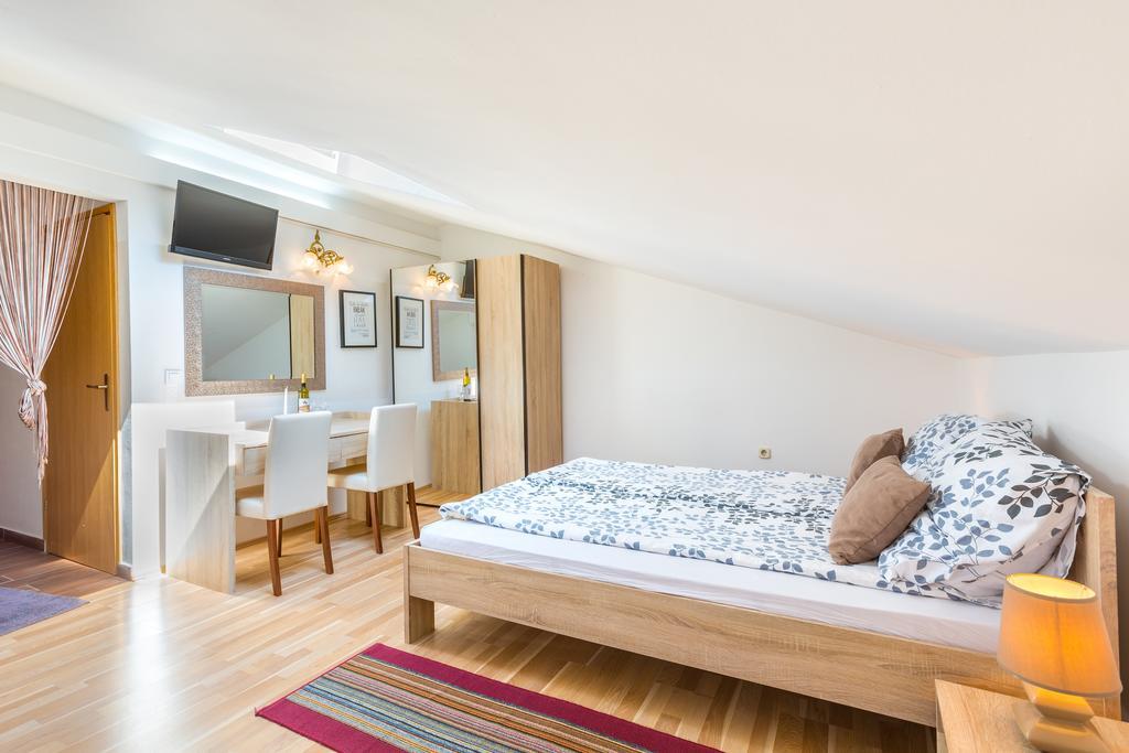 Bed & Breakfast La Fontana Medulin Ngoại thất bức ảnh