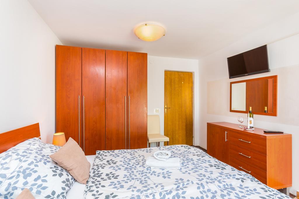 Bed & Breakfast La Fontana Medulin Ngoại thất bức ảnh