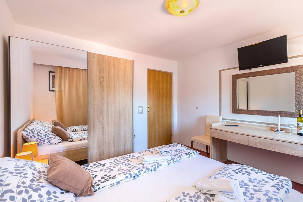 Bed & Breakfast La Fontana Medulin Ngoại thất bức ảnh
